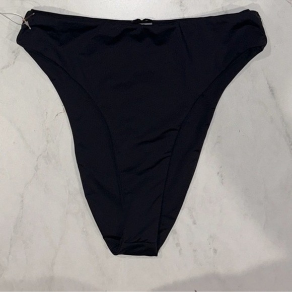 Good American Good Waist Cheeky Bikini Bottoms Medium 2 - Picture 5 of 7